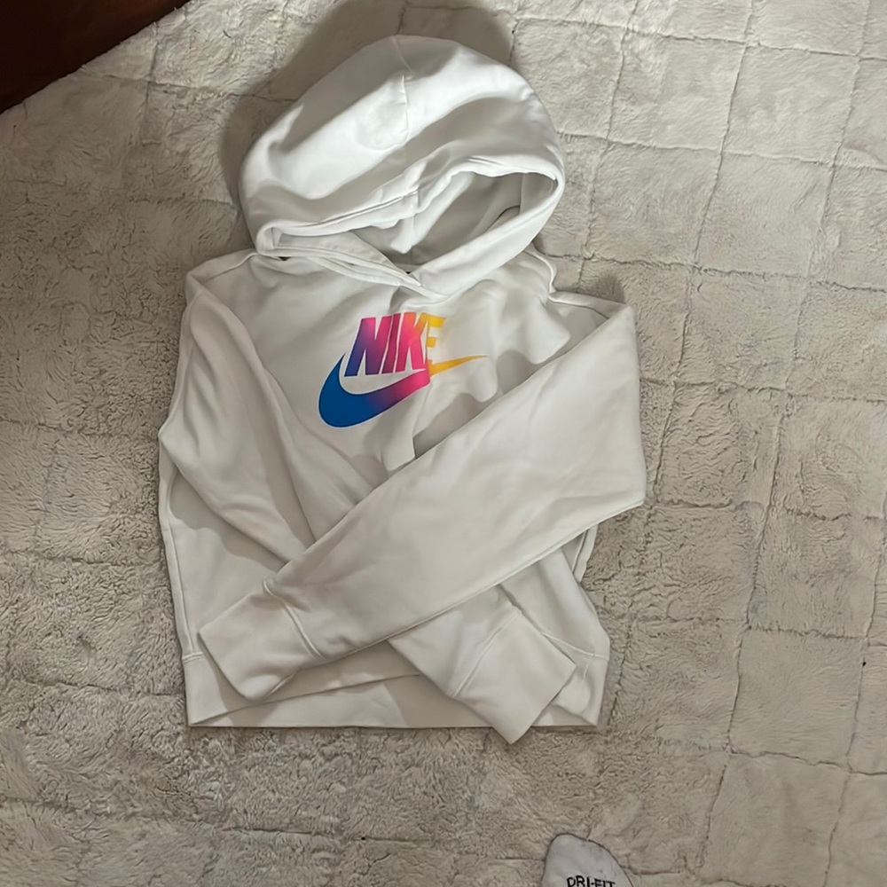 Nike Big Kids (Girls) French Terry Cropped Hoodie